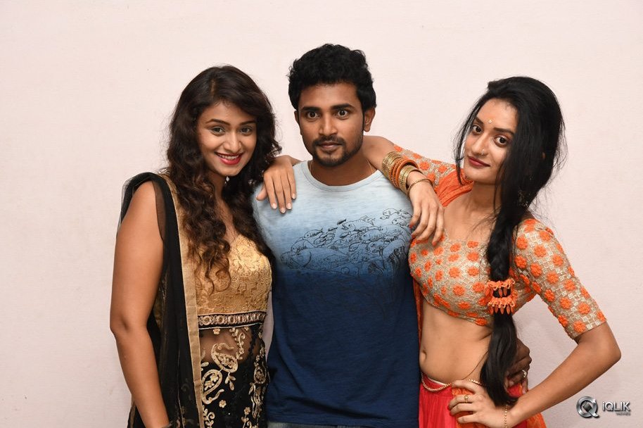Laxmi-Devi-Samarpinchu-Nede-Chudandi-Motion-Poster-Launch